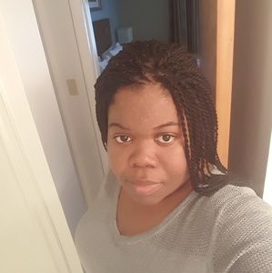 Meet your Posher, Brandie